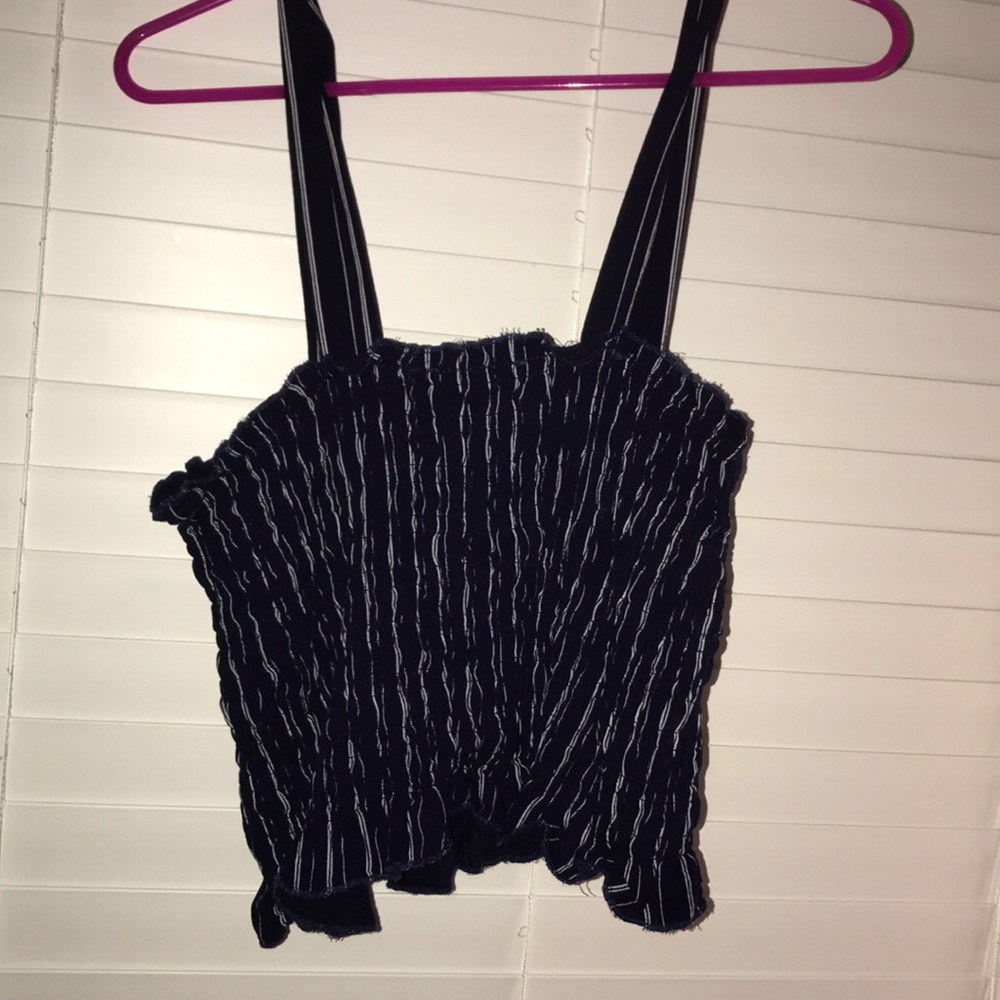 cute pacsun tank/crop top